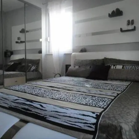Sunny Apartment Kozino